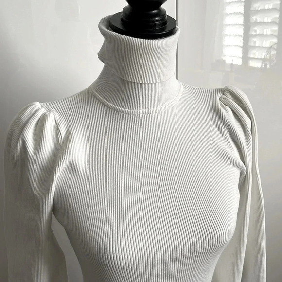A.L.C.  White Ribbed Turtleneck Puff Sleeve, Size S - Picture 3 of 10